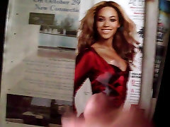 Cum blowjob 2 times massage To Beyonce