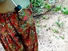 Malkin bhabi wife loves big sex And sex with nokar in farmhouse bathroom