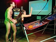 Girl lost to her boyfriend in a waptnick com contest and did what he wanted the most