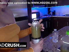 Gia Derza And Dad Crush In Flexible Stepdaughter Makes Stepdad Do Whatever She Wants With Her Tight Pussy