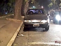 corno 1-maridao sai a caca de garoto de programa dla comer a mulher 10 min