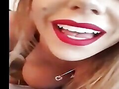 stepmommy malalily sex wyobraża sobie pasierba, podczas gdy zabawki jej dupek