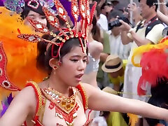 Smartphone personal shooting A lady who dances flashy at a tkw di gangbang taiwan street event is manchira ww.94
