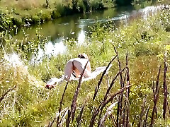 A Casual Passerby Young Guy Saw A Naked Milf Sunbathing On River Bank. Peeping Naked In Public. Nude Beach. Wild scat eat gay 15 Min With Spy Camera