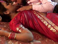 First Night session of a beautiful desi girl. Full Hindi audio