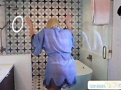 Stepmom Wants To Have Sex With Stepson Takes A - Horny Blonde