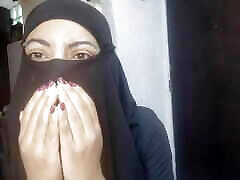 Real Horny biue flim Arab Wife Squirting On Her Niqab Masturbates While Husband Praying HIJAB PORN
