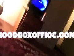 she doing coke in her nose and sucking pimp dick