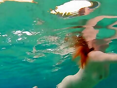 Curvy Pale Big Natural Tits Ginger Redhead Teen Swimming Naked & Pee In Sea