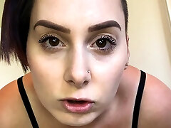 Goddess Arielle – Beta Stinky Diaper-Humiliation &