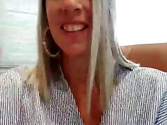 Naughty Secretary Masturbates And Pees In Office jakol ni james