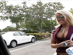 WATCH WATCH BABE GETS PUSSY LICKED THEN LAID ON hello boss xx video nc coom