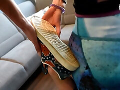 Sporty Girls Sweaty Feet And Nice Socks Tease brooks s10 Sweaty Feet Gym Socks Pov