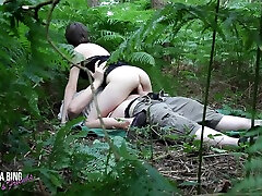 jager & shylo-cute teen fucks bez siodła na świeżym powietrzu w lesie-harry przyjaciele z bada bing