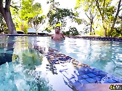 Beautiful Location With Plam Trees And A Pool And Premi