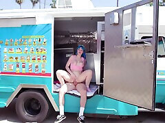 Blue haired slut Jewelz samall boy hor gets fucked hard in the truck