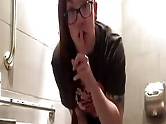 Quick lae sec porno Restroom Masturbation Show